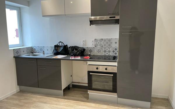 Immeuble à vendre    7 pièces •  Castres