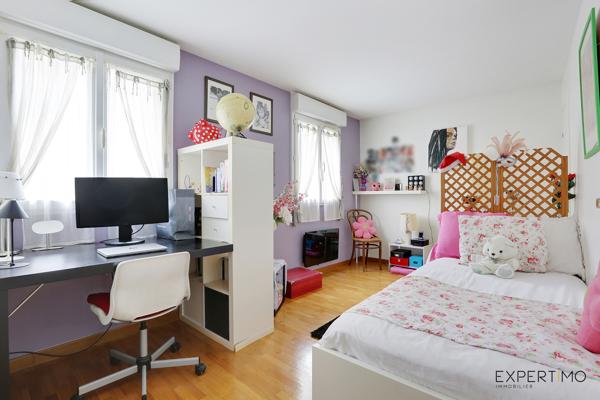 Charenton-le-Pont (94220) Bel appartement familial de 155 m2 (5 chambres) et son jardin végétalisé de 85 m2