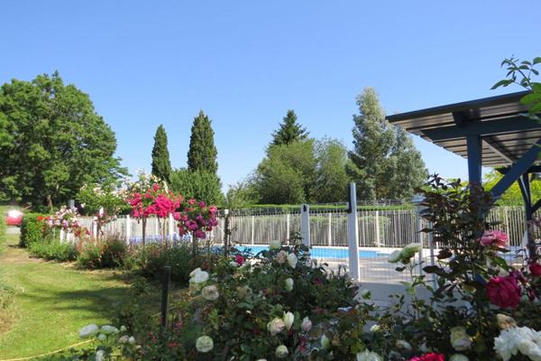 Charmante maison de caractère, avec jardin et piscine