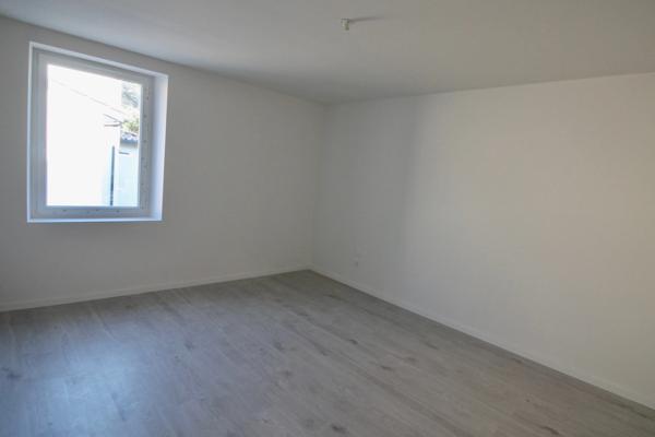 Maison à vendre 6 pièces SATHONAY CAMP (69)