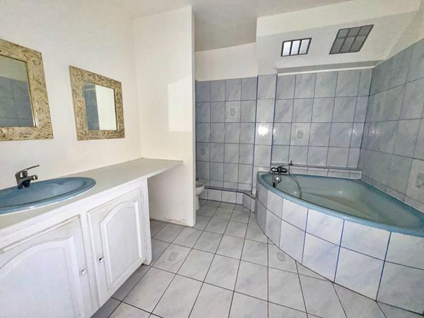 Appartement Saint Cyr Sur Mer 3 pièce(s) 70.19 m2