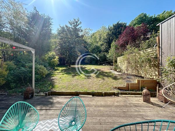 Sèvres (92310) MAISON D'ARCHITECTE A L'ESPRIT LOFT - DPE C