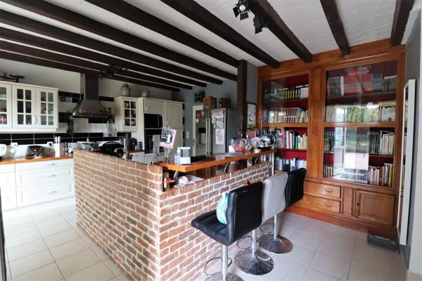 Maison familiale avec piscine de 176m².