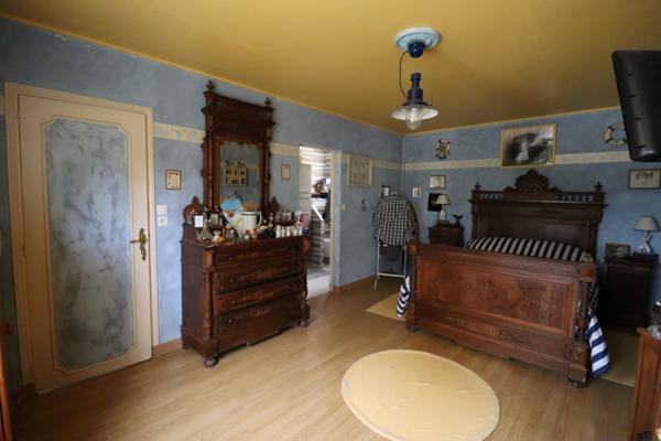 Maison familiale avec piscine de 176m².