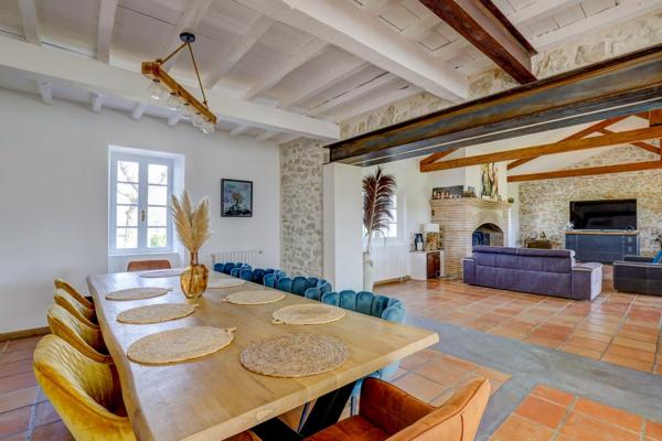 Vente Maison de luxe Lavaur 6 Pièces 220 m²