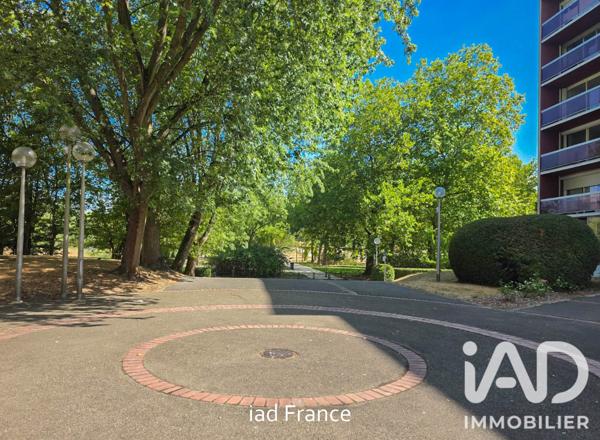 Location appartement 3 pièces 75 m² Élancourt