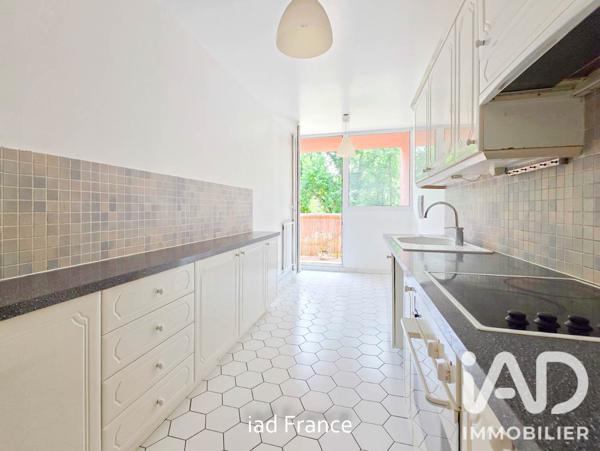 Location appartement 3 pièces 75 m² Élancourt