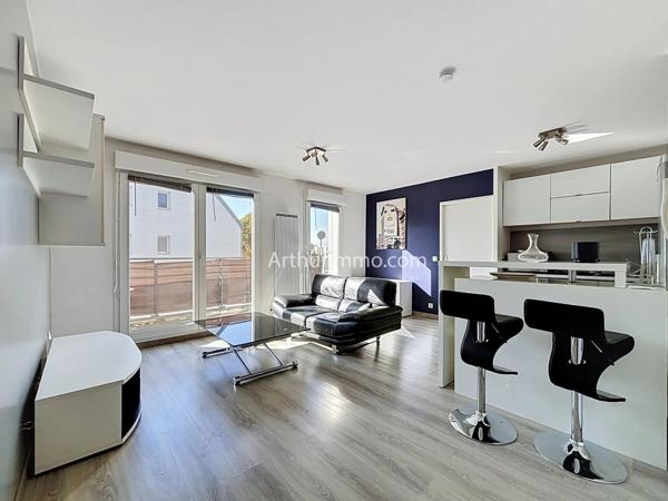 Vente                                                      Appartement
                        
                     2 pièces                                         à Limeil-Brévannes