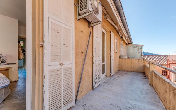 Appartement à vendre    2 pièces • 62 m2 Villefranche-sur-Mer