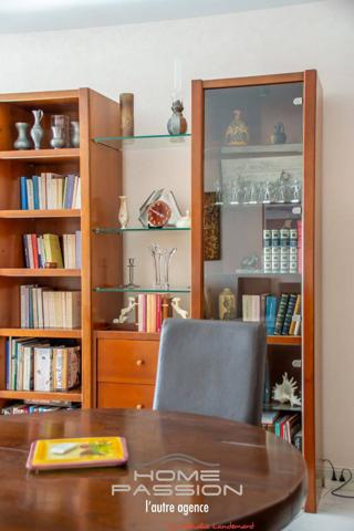 ROYAN - APPARTEMENT 90 M2 AVEC TERRASSE, GARAGE ET CAVE A 250m DU MARCHE CENTRAL