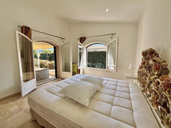 Vente Villa 6 pièces 196 m2 à Sainte-Maxime