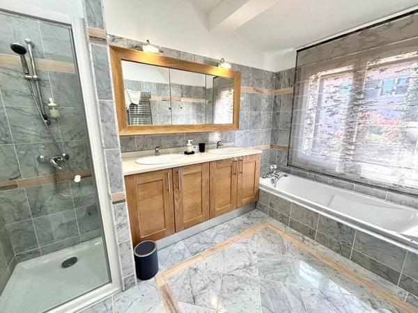 Vente Villa 6 pièces 196 m2 à Sainte-Maxime