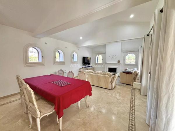 Vente Villa 6 pièces 196 m2 à Sainte-Maxime