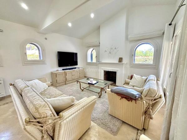 Vente Villa 6 pièces 196 m2 à Sainte-Maxime