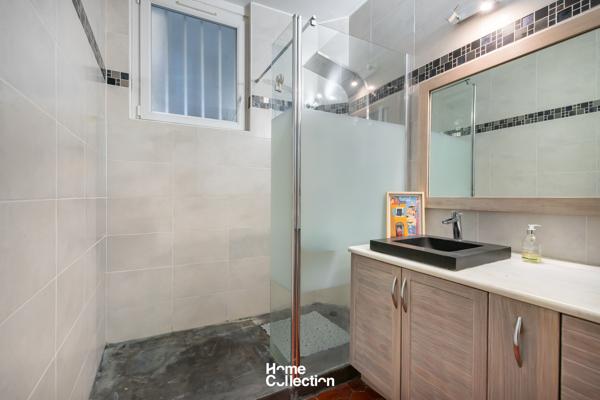ST VICTOR - APPARTEMENT - 3/4 PIECES Marseille (13007)