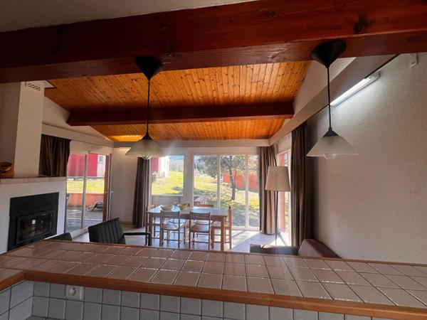 Très belle maison entièrement entretenue et récemment remise au goût du jour