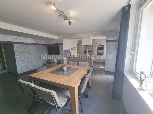 MAISON RENOVEE DE 101 M2 AVEC TERRASSE ET JARDINET