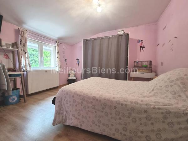 MAISON RENOVEE DE 101 M2 AVEC TERRASSE ET JARDINET