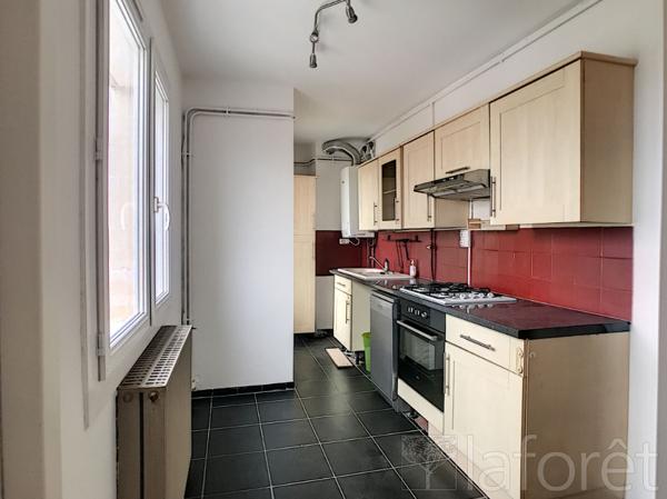 Achat appartement Salon-de-Provence - 4 pièce(s) - 80 m² - 195 000 €
