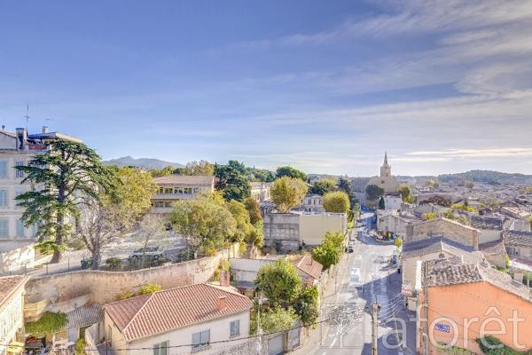 Achat appartement Salon-de-Provence - 4 pièce(s) - 80 m² - 195 000 €