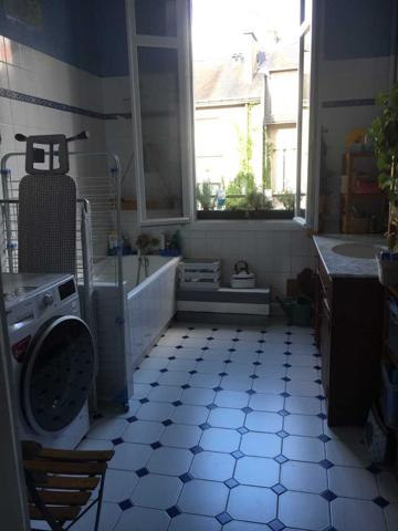 Appartement 5 pièces 124.7 m2
