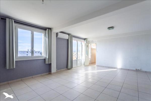 Appartement à louer 1 100 € CC STE FOY LES LYON 4 p 81 m² DPE F