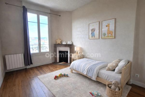 Appartement à vendre 3 pièces VILLEJUIF (94)