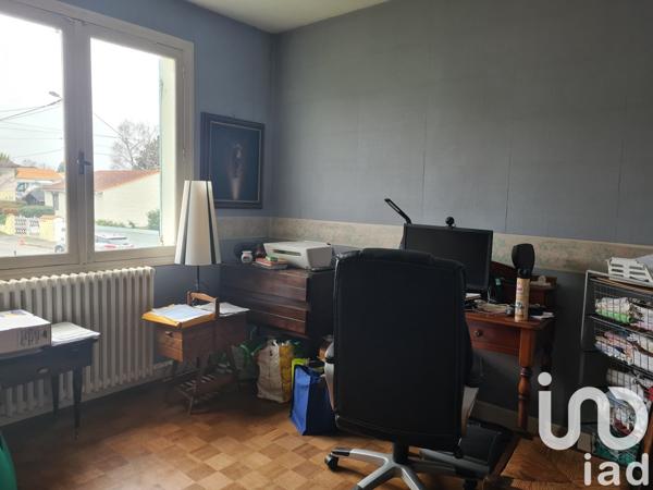 Maison traditionnelle 5 pièces de 106 m² à Pons (17800)