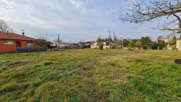 Terrain à vendre |  Ambarès-et-Lagrave |  1242 m²