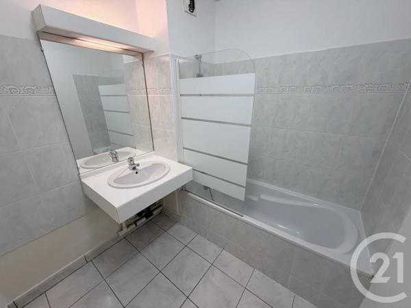 Appartement T2 à vendre  2 pièces - 61,50 m 2   VANNES  - 56