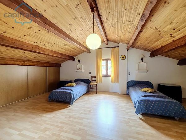 À vendre à 10 min d'Anduze: Maison avec Gîte et Piscine - Idéale pour Investissement ou Accueil Familial !