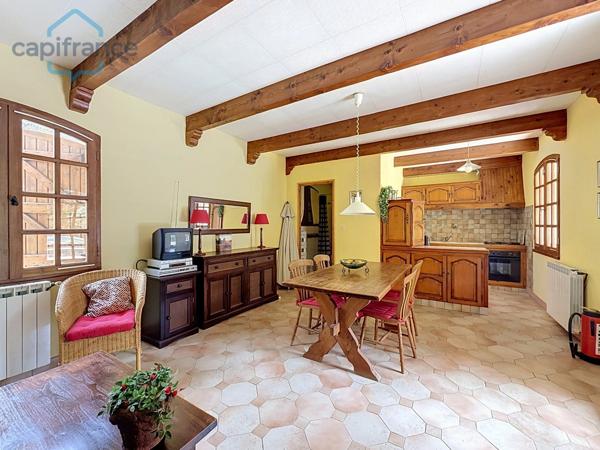 À vendre à 10 min d'Anduze: Maison avec Gîte et Piscine - Idéale pour Investissement ou Accueil Familial !