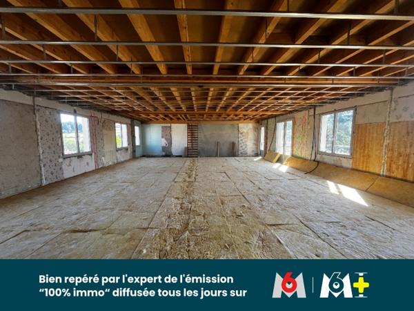 Maison 500 m² à Champoly