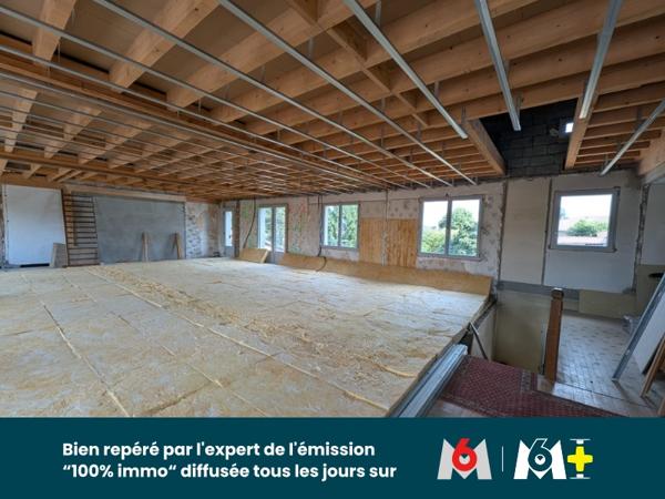 Maison 500 m² à Champoly