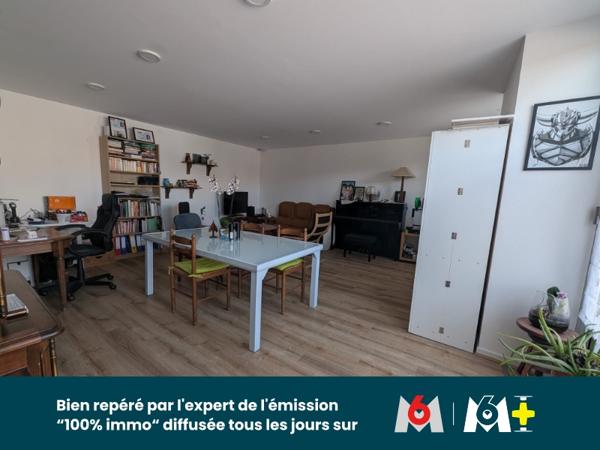 Maison 500 m² à Champoly
