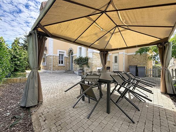 Maison d'exception à vendre à Etampes 7 pièce(s) 220 m2