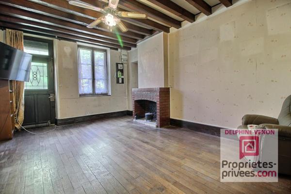 Exclusivité - Maison en centre bourg de Vitry Aux Loges de 75 m² + combles à aménager