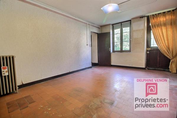 Exclusivité - Maison en centre bourg de Vitry Aux Loges de 75 m² + combles à aménager