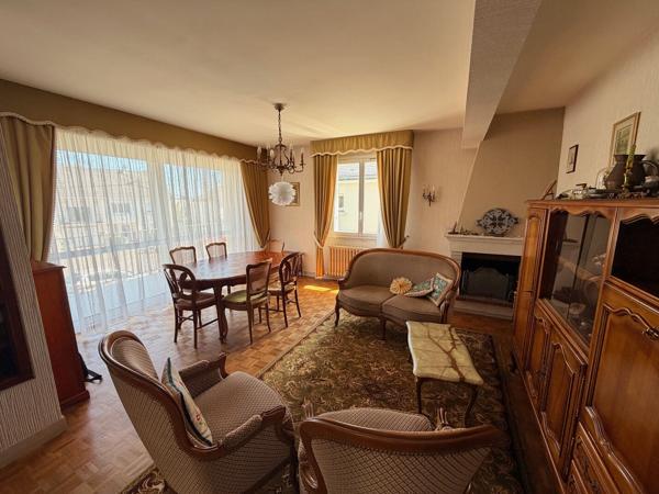 Saint-Herblain Bourg Maison d'architecte de 150 m², 5 chambres