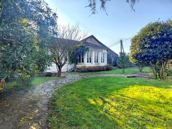 Maison de caractère - 200m² - 4 chambres - Saint Julien De Concelles