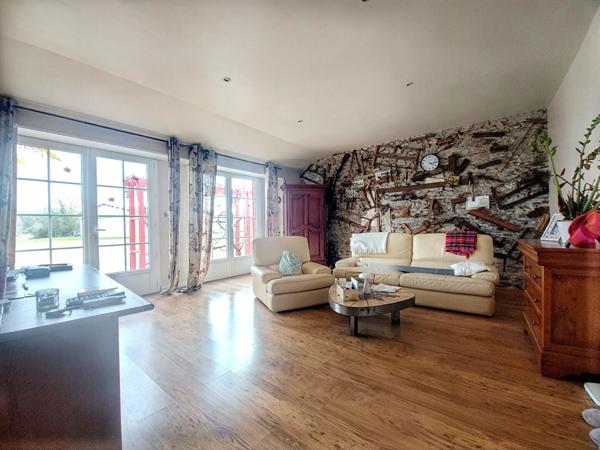Maison de caractère - 200m² - 4 chambres - Saint Julien De Concelles