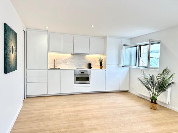 magnifique pied à terre au dernier étage entièrement rénové