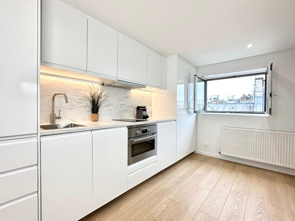 magnifique pied à terre au dernier étage entièrement rénové