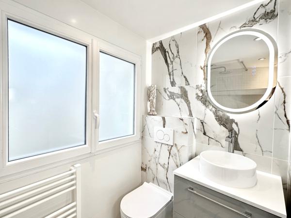 magnifique pied à terre au dernier étage entièrement rénové