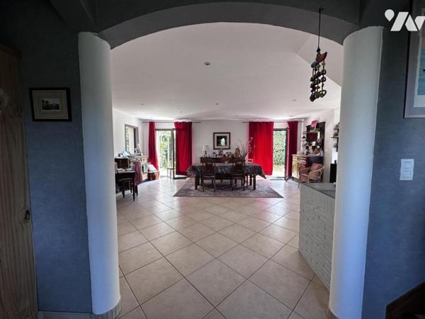 A VENDRE SARZEAU (56) TRES BELLE MAISON PROCHE BOURG 