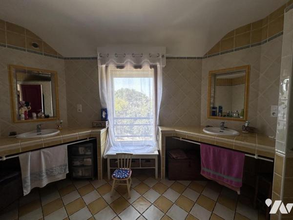 A VENDRE SARZEAU (56) TRES BELLE MAISON PROCHE BOURG 