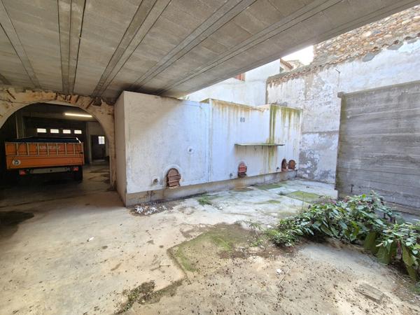 Maison de village avec extérieur et grand garage !