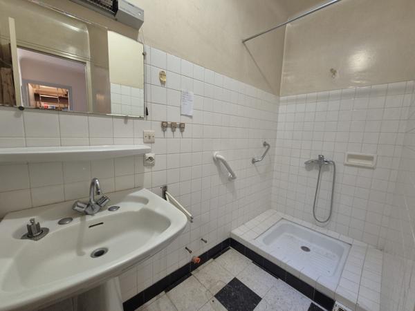 Maison de village avec extérieur et grand garage !