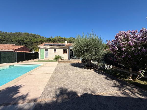 A VENDRE 83170 TOURVES MAISON PLAIN PIED TYPE 4 DE 76M² SUR 504 M² PISCINE