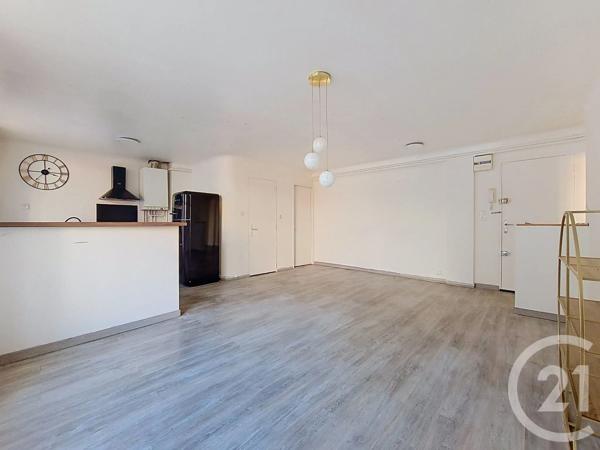 Appartement F2 à vendre  2 pièces - 52,12 m 2   SETE  - 34